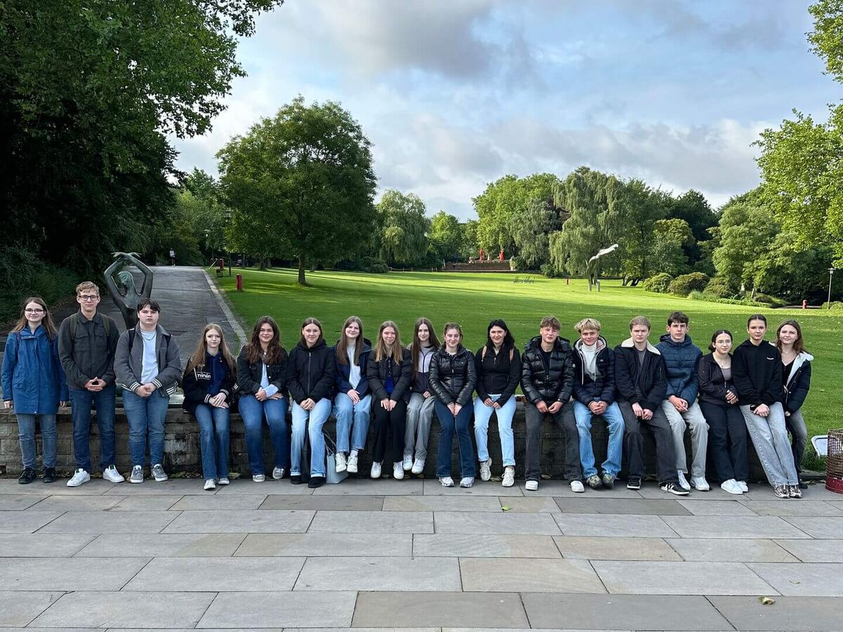Die Klasse 10 im Grugapark