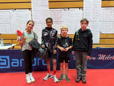 Mixed-Mannschaft 5d: Bent, Laas, Mila, Lukas & Christopher